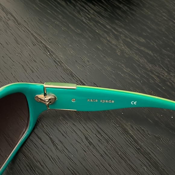 Kate spade sunglasses - Picture 4 of 4